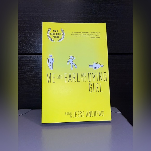 Me and Earl and The Dying Girl - Paperback - Picture 1 of 1